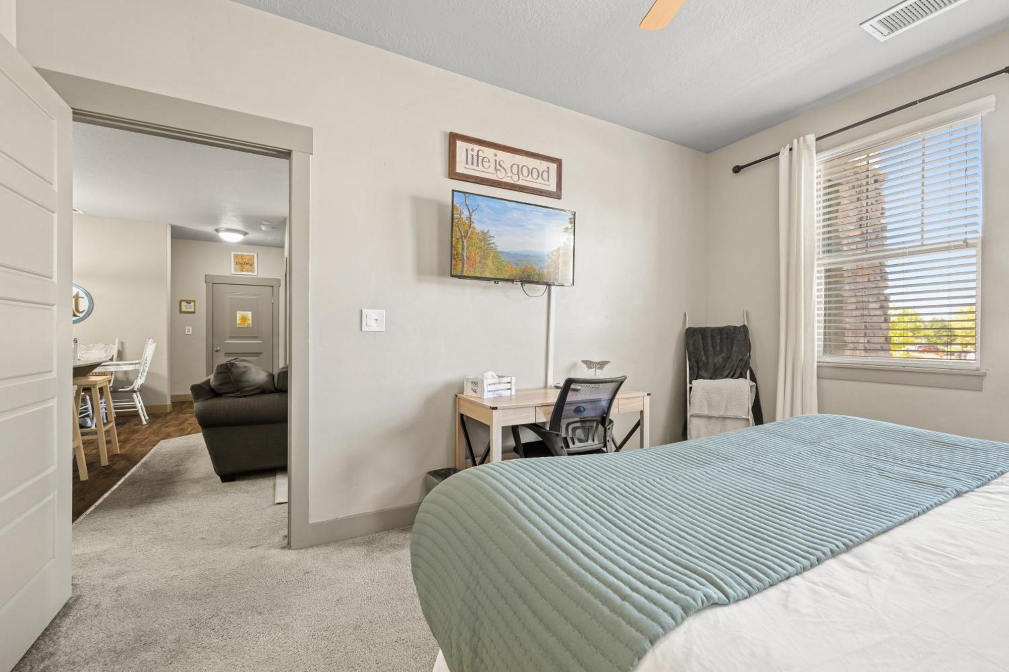Butterfly Themed Kings Apartment With Private Garage & Access To Lux Hot Tub, Bbq & Gym South Jordan Ngoại thất bức ảnh